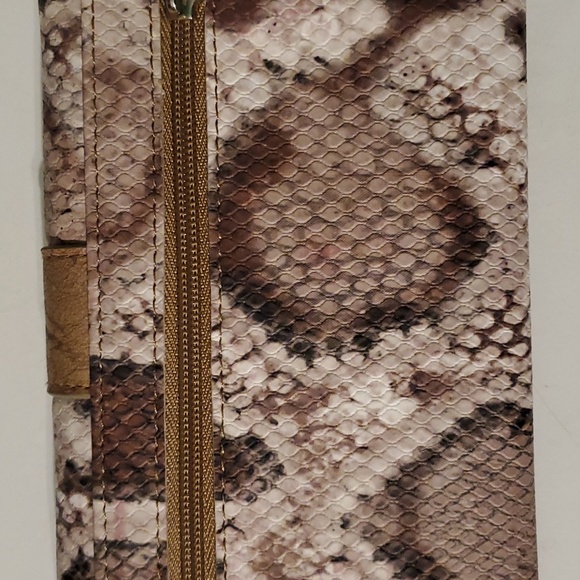 Miche snakeskin texture print yan & grey full size wallet - Picture 4 of 7